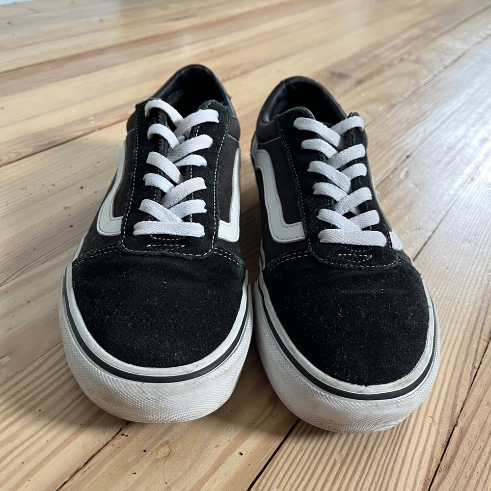 Vans Old Skool Black White Suede Canvas Low Top Skate Sneakers Womens 9.5 shoes - Picture 2 of 8